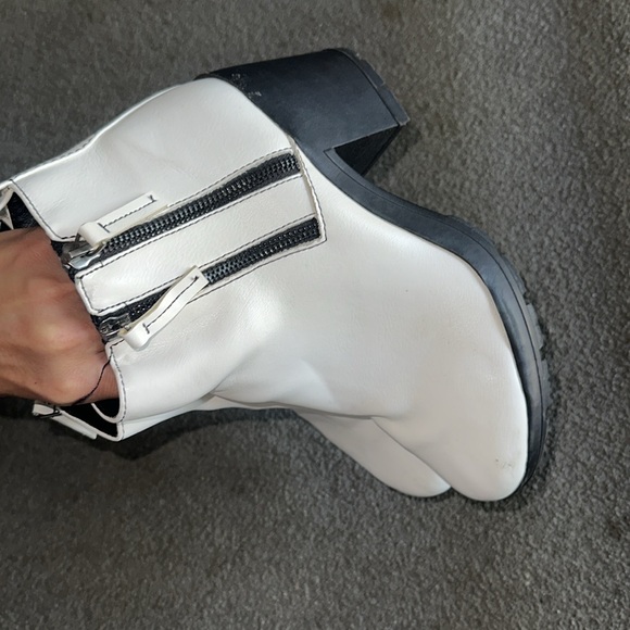 Parker & Sky boots - Picture 3 of 4